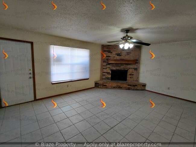 Photo - 3 Bed 2 Bath Home with a Garage For Rent