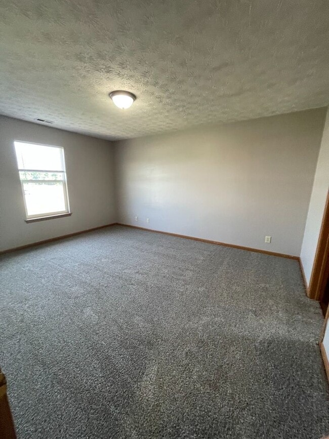 Photo - 3368 Edison Dr