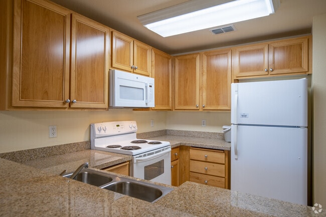 2HAB, 2BA - Deluxe de dos habitaciones - Heritage Estates Senior Apartments