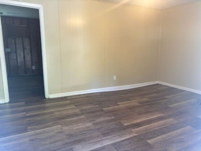 Photo - 1527 Maria Dr