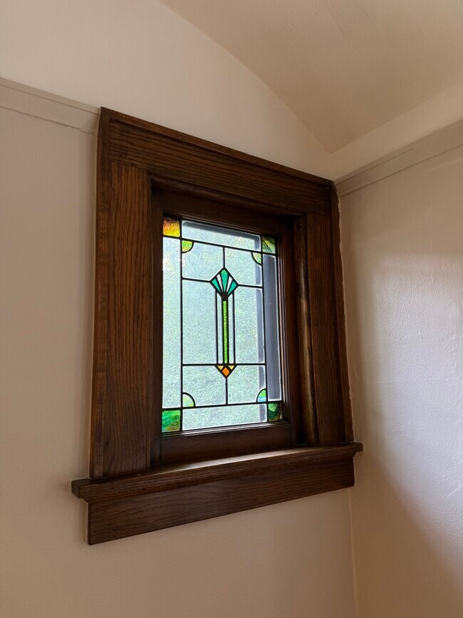 Leaded glass details in living room - 2156 N 62nd St Unit 2158