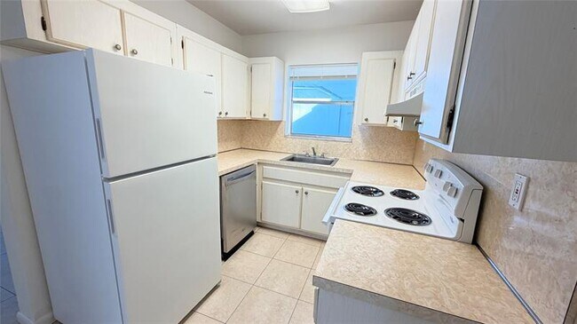 Photo - 400 SE 3rd Ave Unit 206