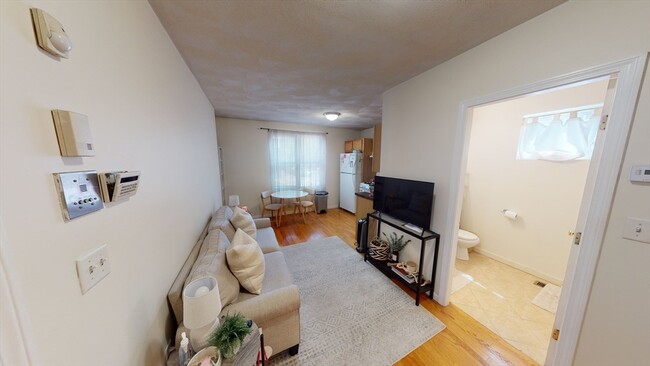 Photo - 52 Brooks St Condo Unit 1