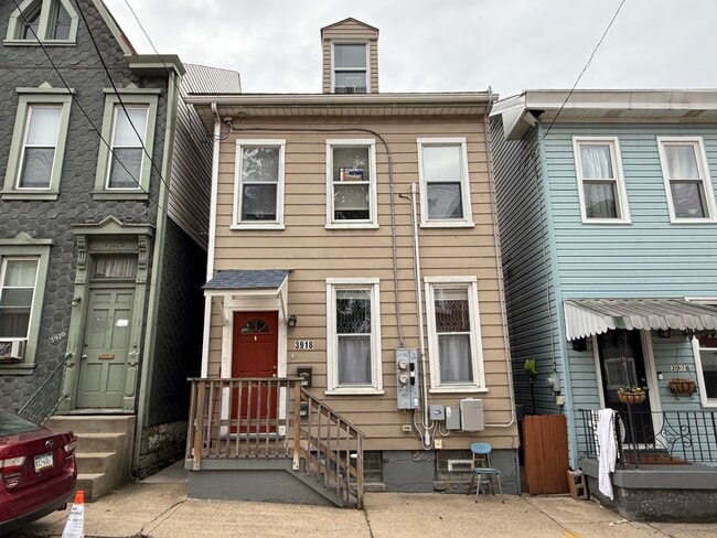 Building Photo - 3918 Howley St Unit 1