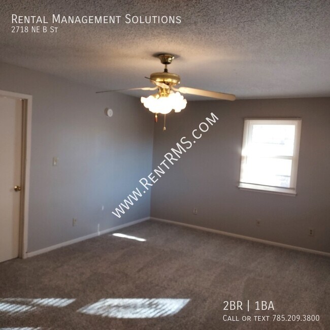 *OAKLAND AREA* 2718 NE B St 2 BED/1 BATH Rental House Rental in Topeka, KS
