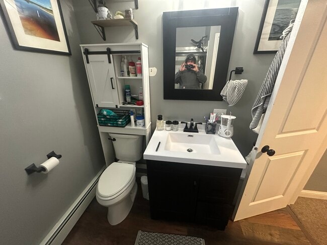 Photo - 397 W 4th St