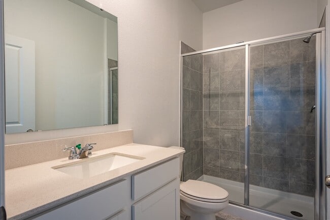 Photo - 696 Daring Dr