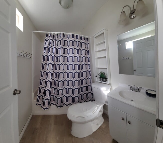 Photo - 150 Aspen St
