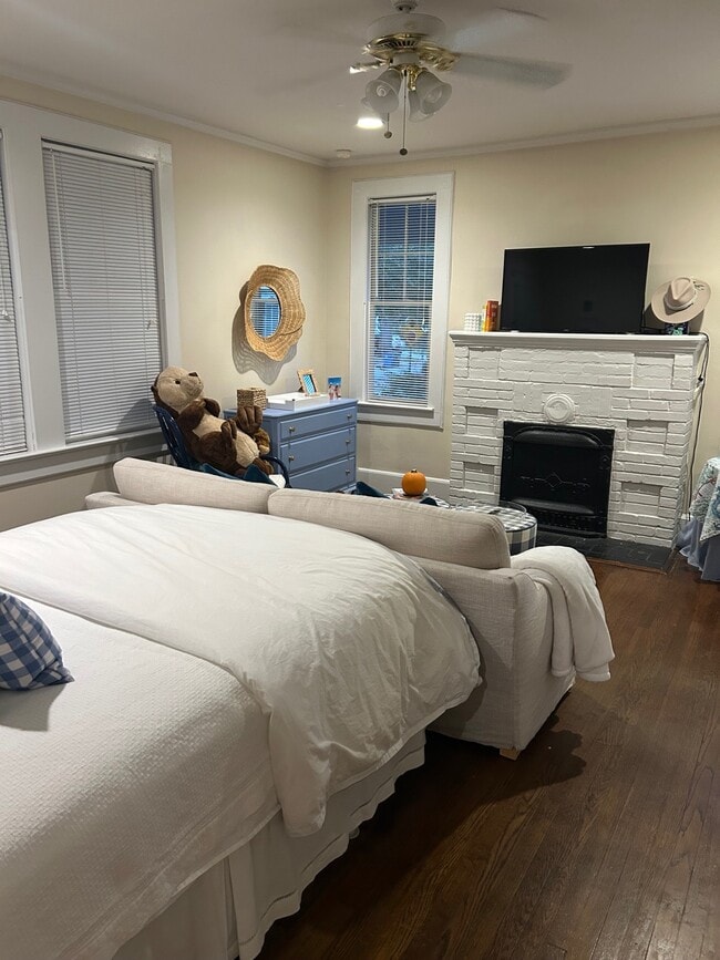 Photo - 149 S Bull St