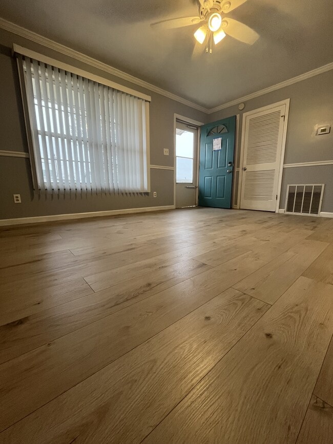 Photo - 2837 Edgewood Ave