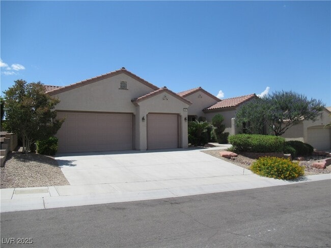 Photo - 2091 Clearwater Lake Dr House