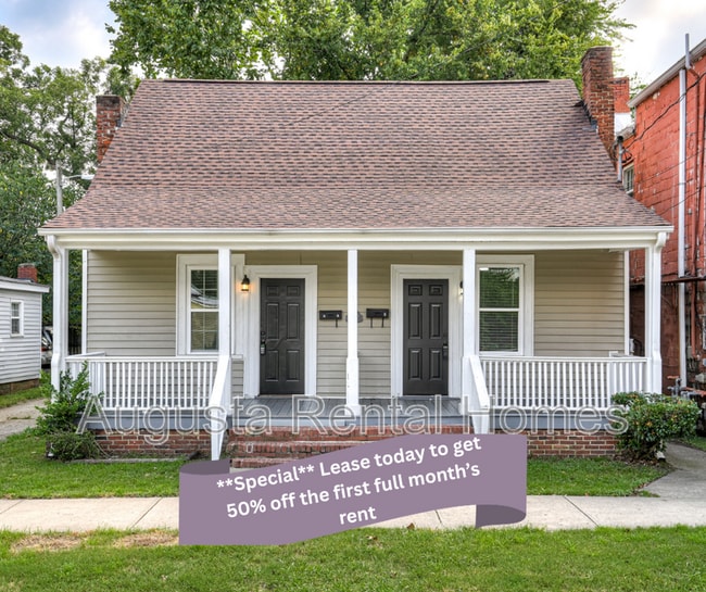 Photo - 262 Walker St