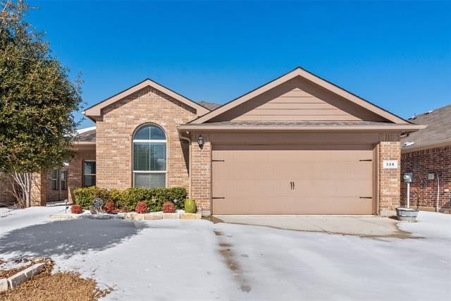 Photo - 328 Foxhunter St