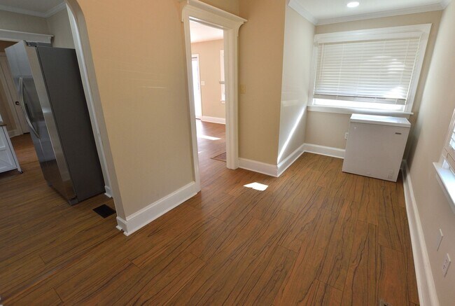 Photo - 1420 Eastern Ave