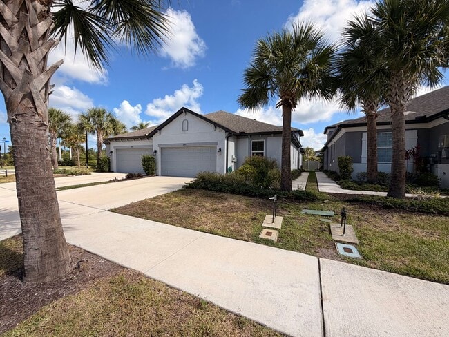 6001 Fiore Dr