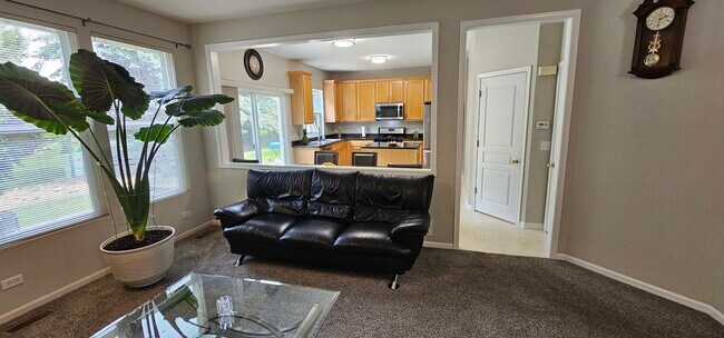 14 Parkside Ct