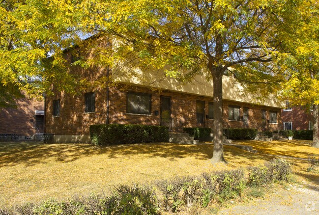 Photo - 2465-2479 Medary Ave