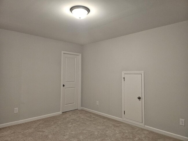 Photo - 1290 Jordan Brook Dr