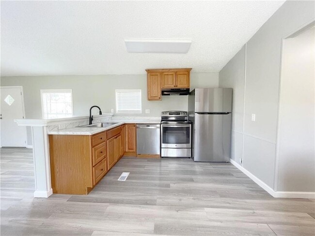 Photo - 566 Panther Dr