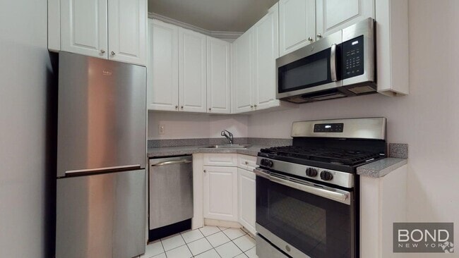 Building Photo - 516 E 80th St Unit 11 Rental