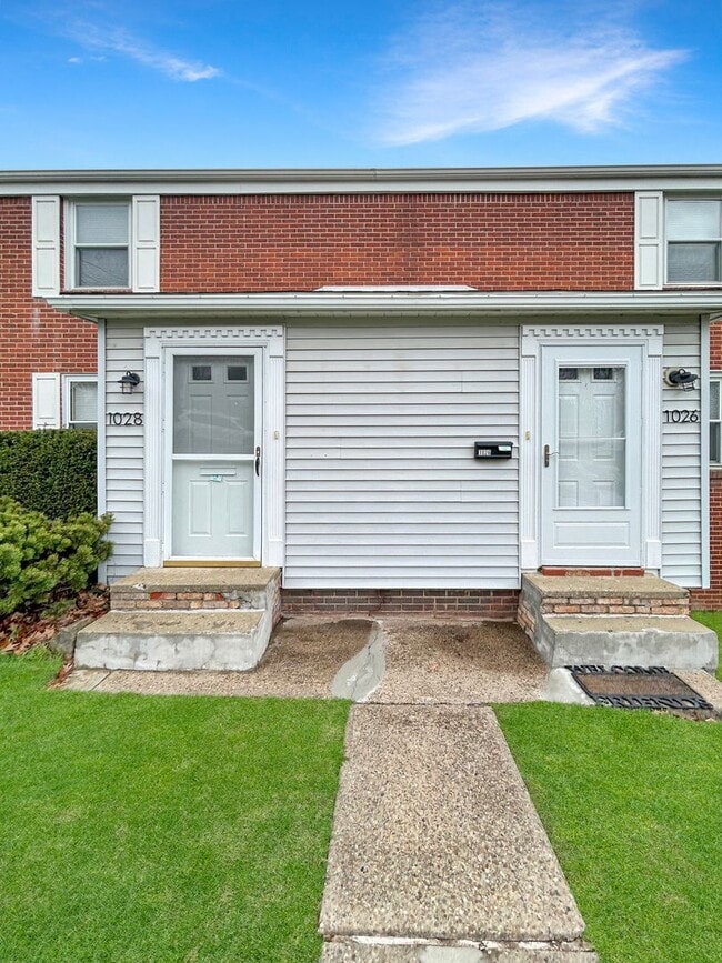 Photo - 1028 Fleming St Unit 1028 Fleming Street - Coraopolis