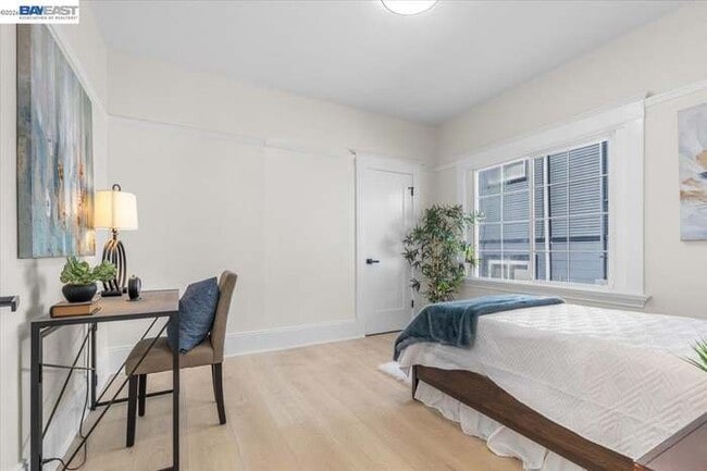 Photo - 1237 Ashby Ave