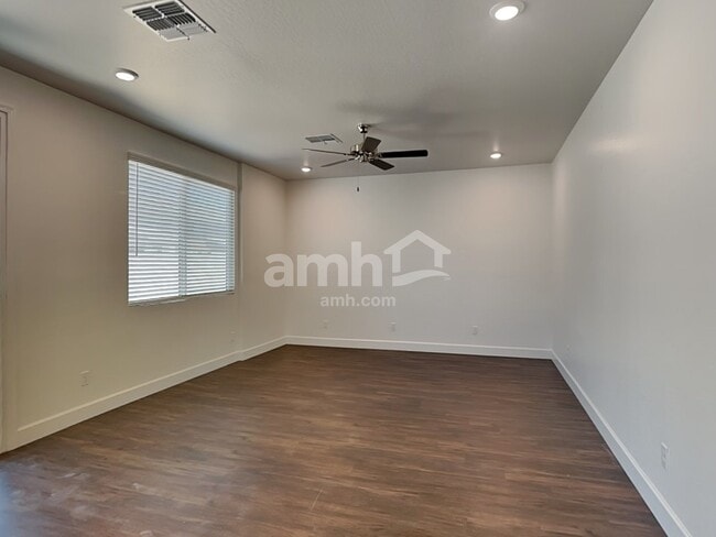 Photo - 17134 W Lawrence Ln