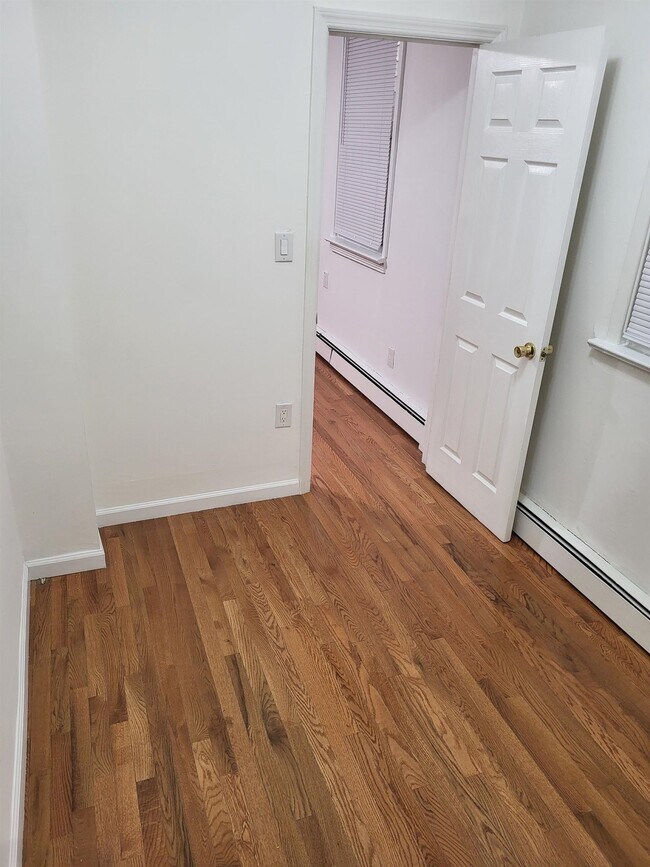 Photo - 89 W 21st St Unit 1