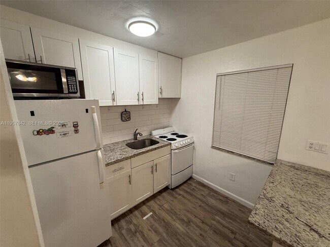 Photo - 34 SW 5th St Unidad 2