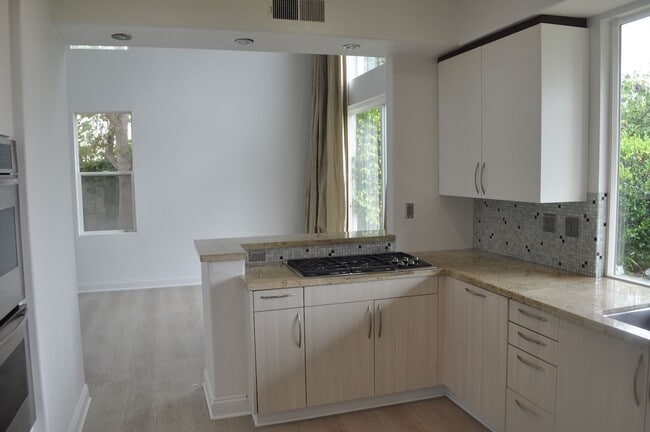 Photo - 3BR+/3BA EXECUTIVE HOME IN EVER POPULAR RI...