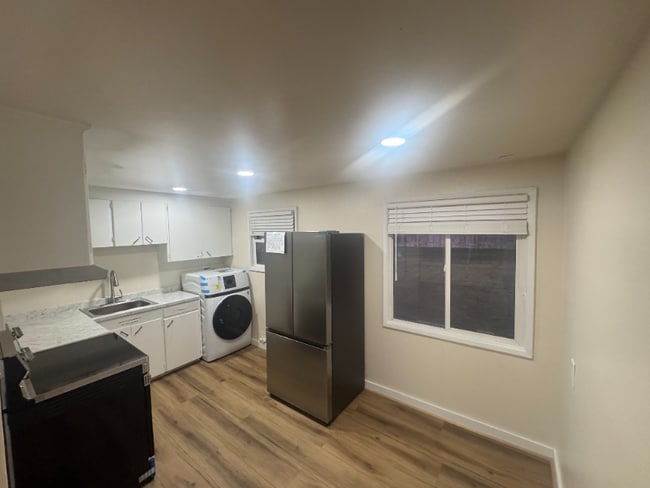 Photo - 1119 S Alderwood Dr