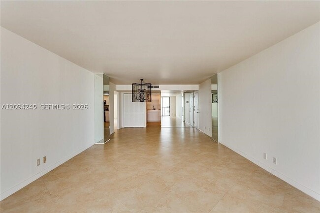 1800 Collins Ave Unit 19F