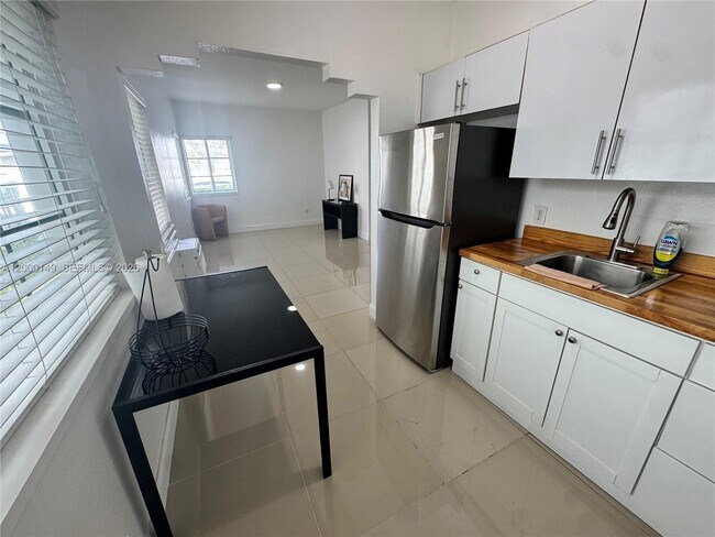 Photo - 8415 Harding Ave Unit 9