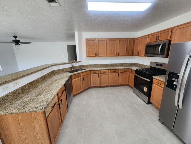 Photo - 427 Remington Heights Dr