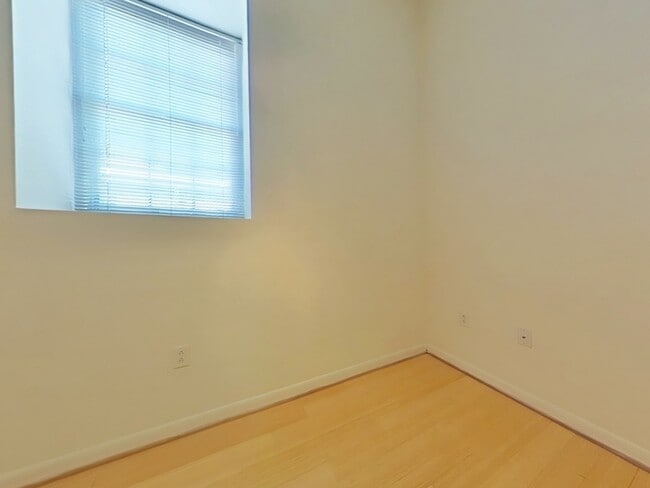 Photo - 1101 W Marshall St Unidad Apt 217