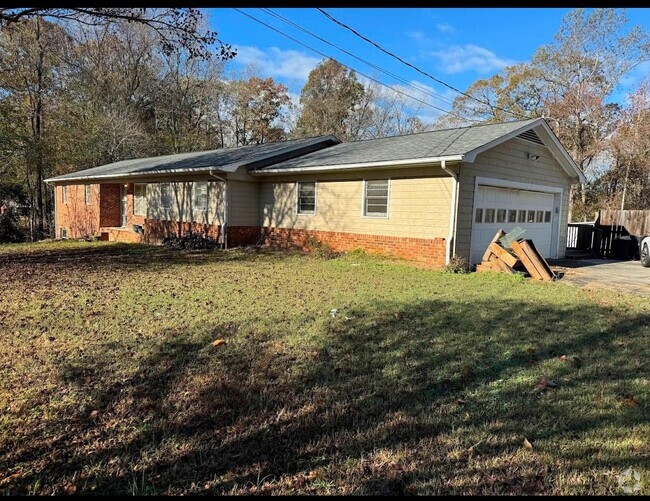 Building Photo - 327 Carroll Cir Rental