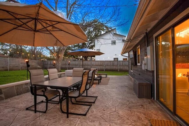 Photo - 2511 Friar Tuck Ln