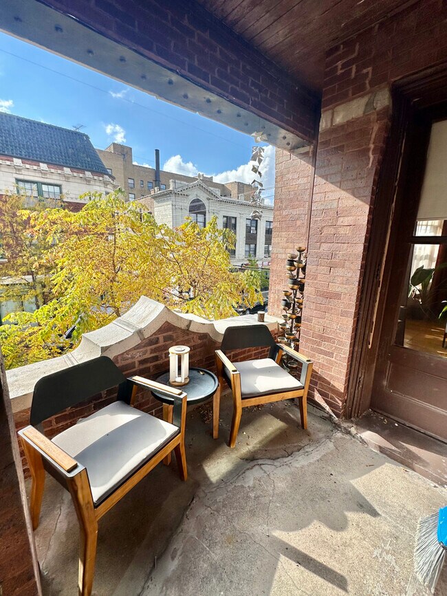 Photo - 1008 W Argyle St Unidad 2E