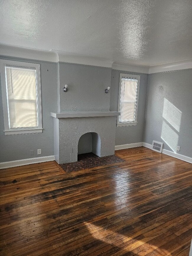 Photo - 16505 Stansbury-3 BED AND 1 BATH FOR RENT(w/ bonus room)