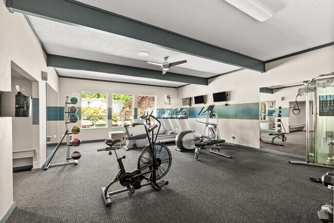 Photo - Capitol Club Apartments