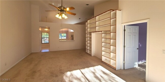 Building Photo - 14571 Daffodil Dr Unit 2006 Rental
