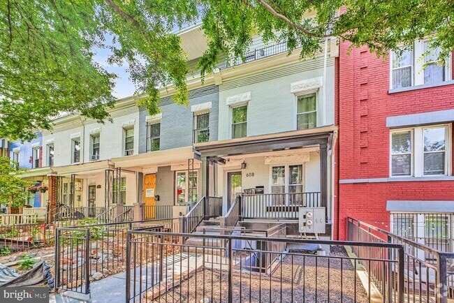 Building Photo - 608 Irving St NW Unit 2 Rental