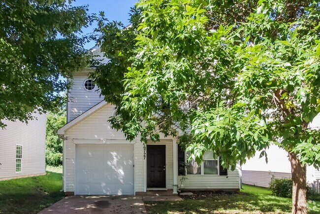 Building Photo - 6727 Hidden Forest Dr Rental