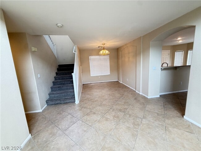 Photo - 578 Poplar Leaf St
