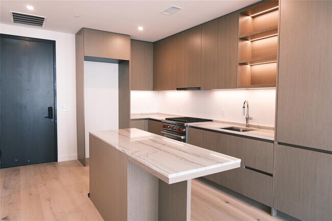 Building Photo - 610 Davis St Unit 2803 Rental