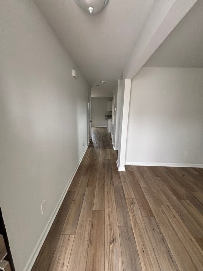 Photo - 364 Hardwick Dr