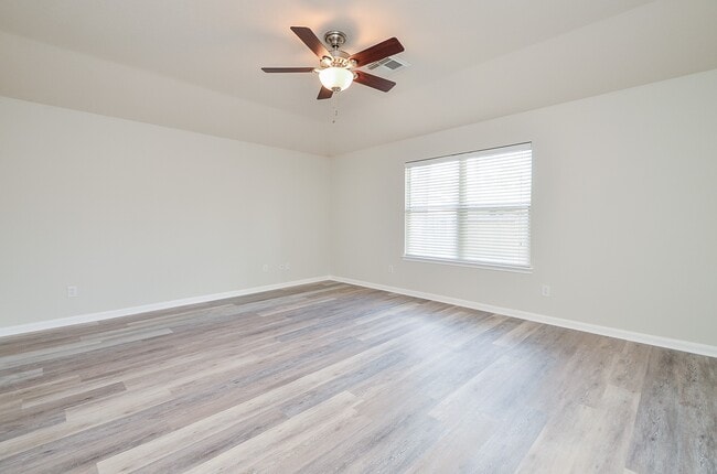 Photo - 16114 Barngate Ct