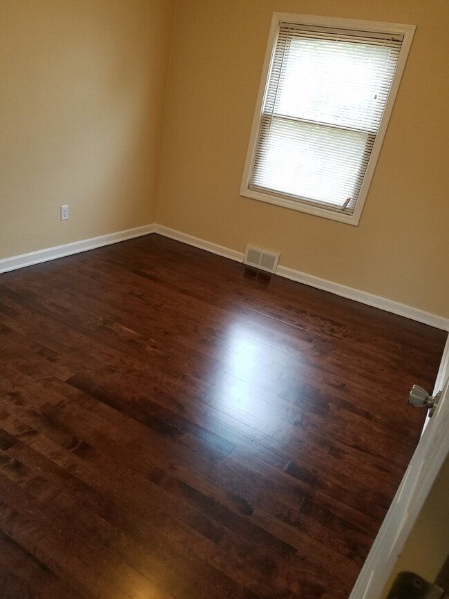 Photo - 5333 N 51st Blvd