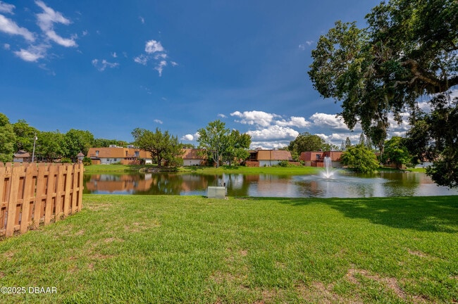 Photo - 152 Sweetgum Ln