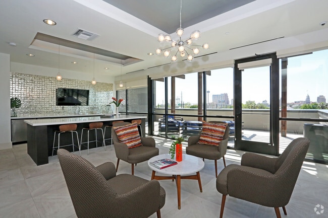 Lounge - Rivera on Broadway Apartments